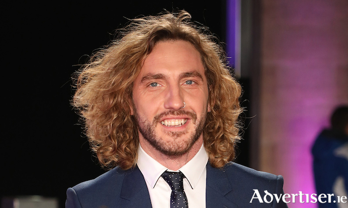 Advertiser Ie Seann Walsh Headlines The Friday Night Karlnival