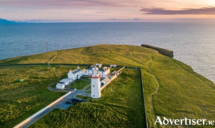 Loop Head Lighthouse sunset. Photo courtesy of the Loop Head Lighthouse website.