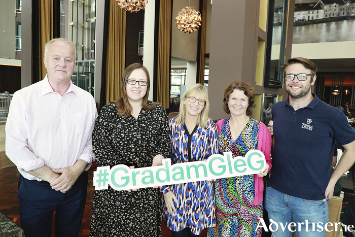 Peter Timmins, MD, Galway Advertiser (Main Sponsor of the Gradam), Lorraine Gallagher and Charlene Hurley, Galway Hospice, (Gradam Finalist), Máire McCarthy, Sales Manager, Galway Advertiser (Main Sponsor of the Gradam) and Ciarán O’Donnell, Tribe Gin School, (Gradam Finalist) at a special Lón Gnó in the Galmont Hotel & Spa.
