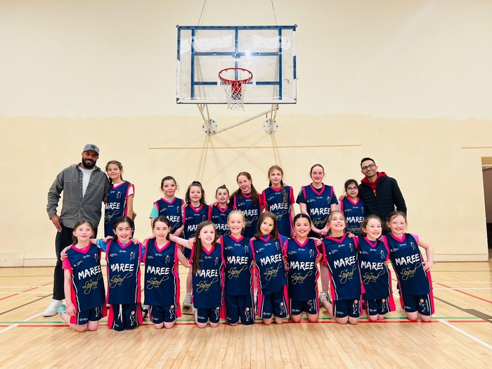 Maree Basketball Club's U10 Girls team. 