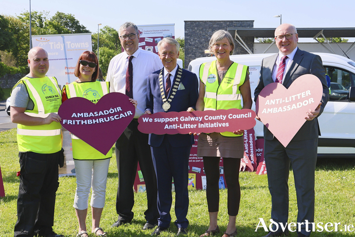 Pictured at the launch of the Galway County Council Anti-Litter Ambassador programme in Oranmore (left to right) Jim Ryan and Cliona Kavanagh of CE Scheme Oranmore and Maree; Mark Molloy, Environment Section, Galway County Council; Cllr. Liam Carroll the Cathaoirleach of the County of Galway; Chris Hanley, Kinvara Tidy Towns; and Liam Conneally, Chief Executive of Galway County Council. Photo Mike Shaughnessy.