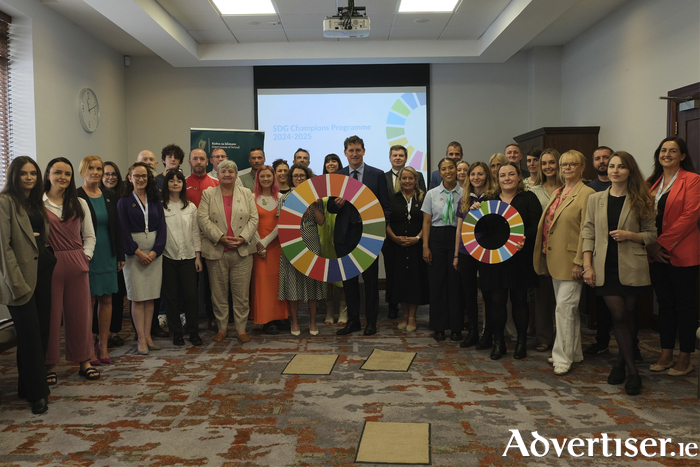 Minister Eamon Ryan with 20 new Sustainable Development Goals champions