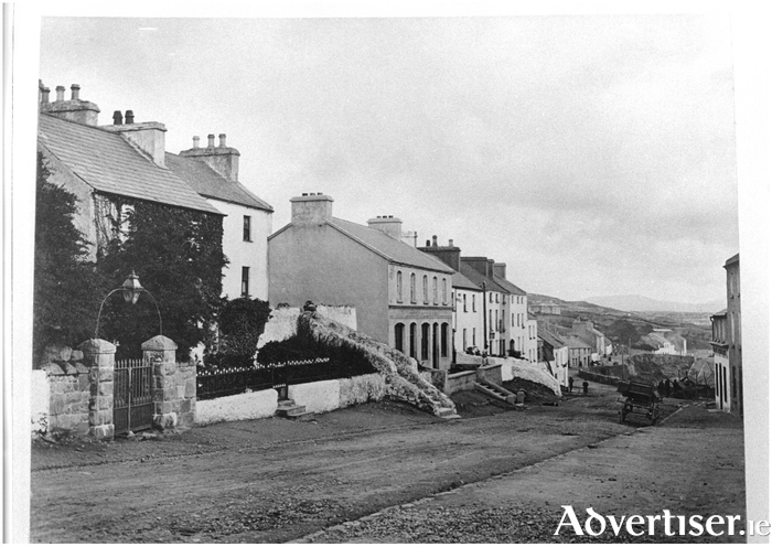 Main Street, Roundstone. (1895 Balfour Collection)