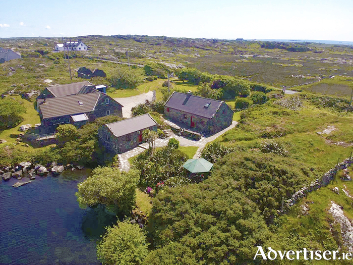 Lake View Cottage, Callow, Roundstone.