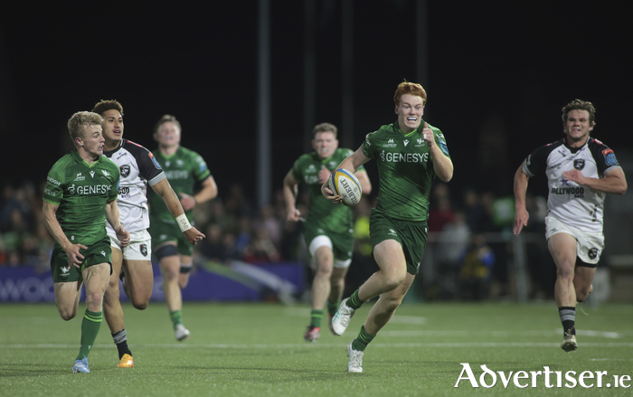 Connacht’s Shane Jennings about to score a try against Hollywoodbets Sharks in action from the BKT United Rugby Championship game at the Dexcom Stadium on Saturday night. Photo: Mike Shaughnessy