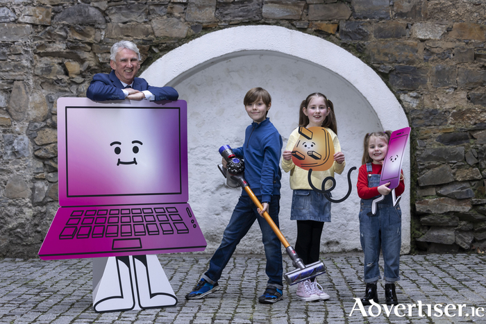 WEEE Ireland CEO Leo Donovan, Ethan Holmes (Age 10), Sienna Lavery (Age 10), and Freya Lavery (Age 6). East Galway householders are being urged to bring their batteries, electrical, and electronic waste to a set of free collection days, hosted by WEEE Ireland and proudly supported by Galway County Council. Picture by Shane O'Neill, Coalesce.