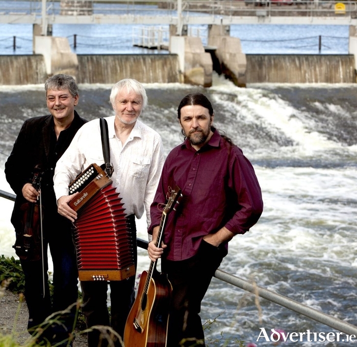 L-R Musicians Cathal Hayden, Máirtín O’Connor and Seamie O’Dowd (Photo: Peter Harkin)