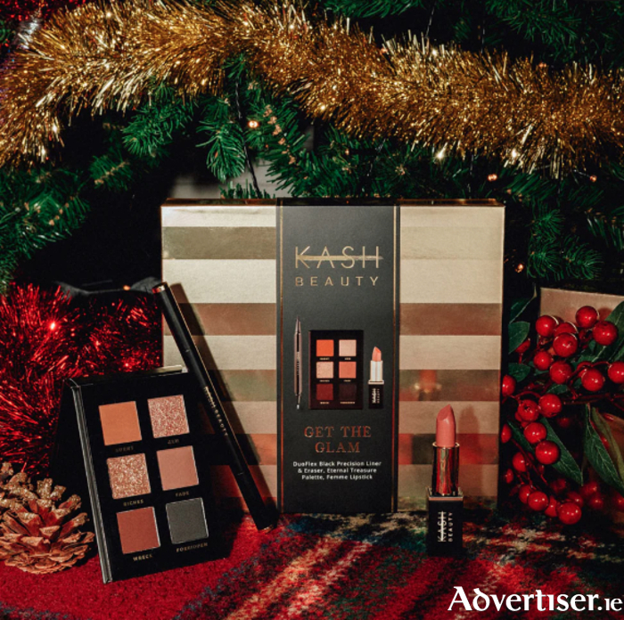 'Get the Glam' from the Kash Beauty Christmas Gifting Collection (RRP €56.85, sale price €39.95) will be a must have gift for many beauty lovers this Christmas.