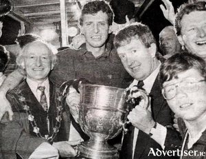 Joe Hanley pictured at the homecoming of the 1991 FAI Cup winning team. Pictured with Mayor of Galway Michael D Higgins and scorer of the winning goal Johnny Glynn.