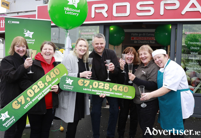 The crew who sold the winning ticket at Eurospar An Cheathrú Rua. Pictured here celebrating the huge win were Jennifer and Aidan Breathnach with staff from the winning spar shop in Carraroe. Pic: Nutan Jacques Piraprez / Mac Innes Photography