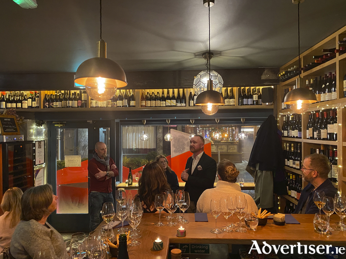 Pictures of the Writing on Wine event at Dárog Wine Bar. 