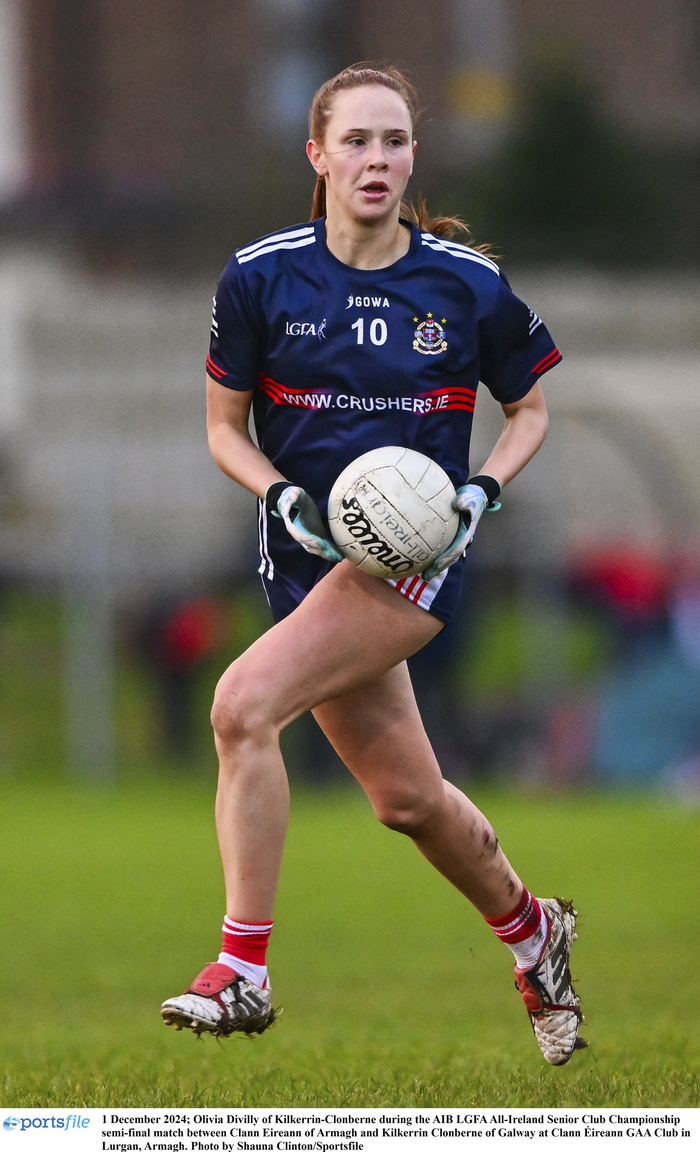 Olivia Divilly of Kilkerrin-Clonberne during the AIB LGFA All-Ireland Senior Club Championship semi-final match between Clann Eireann of Armagh and Kilkerrin Clonberne of Galway at Clann ?ireann GAA Club in Lurgan, Armagh. Photo by Shauna Clinton/Sportsfile 