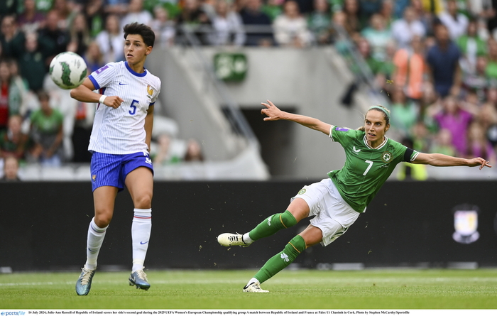 Galway United&#039;s Julie-Ann Russell of Republic of Ireland scores her side&#039;s second goal during the 2025 UEFA Women&#039;s European Championship qualifying group A match against France at P&aacute;irc U&iacute; Chaoimh in Cork. Photo by Stephen McCarthy/Sportsfile